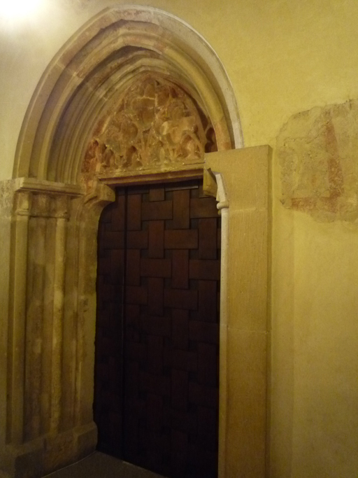 Porte de la salle de prière (XIIIe et XVe)