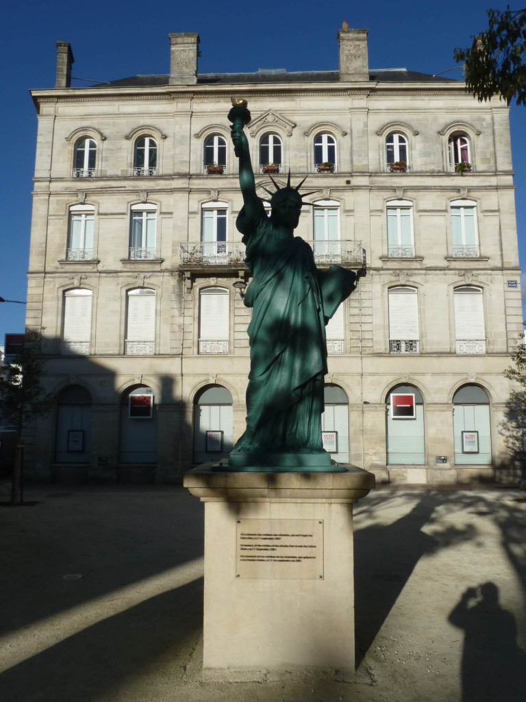 Réplique de la statue de la Liberté à Bordeaux