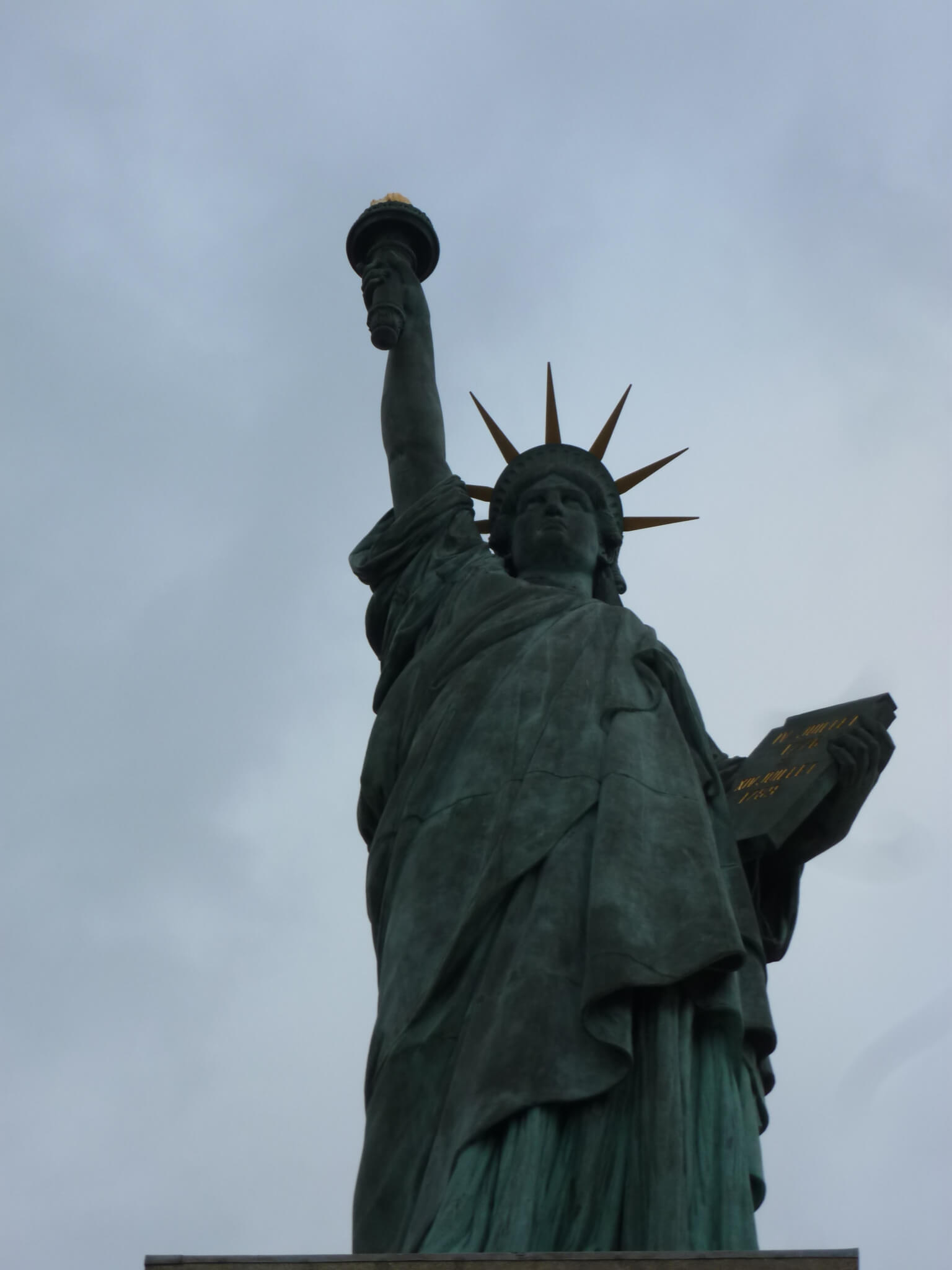 Une statue de la Liberté à Paris | architectureanecdotes
