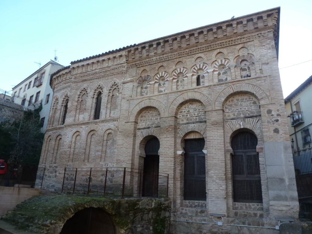 L'abside (fin XIIe) ajoutée à la mosquée (fin Xe)