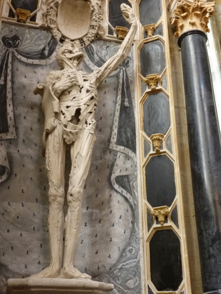 La sculpture traduit une connaissance parfaite de l'anatomie de Ligier Richier