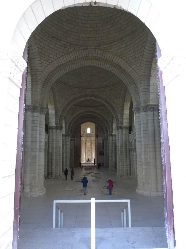 FONTEVRAUD Nef